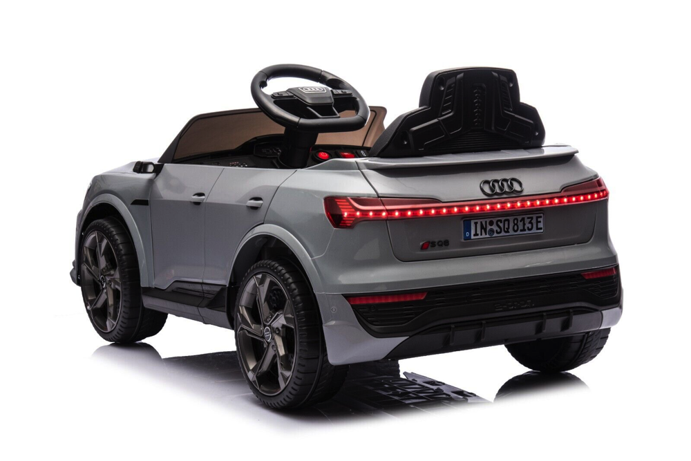 Audi S Q8, 12 volt elektrische kinderauto met rubberen banden, leder zitje en meer - Afbeelding 5