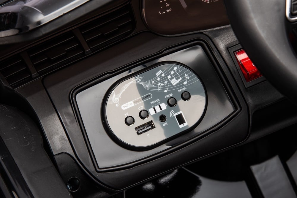 Audi Q7 elektrische kinderauto, 12 volt, rubber banden en meer! - Afbeelding 10